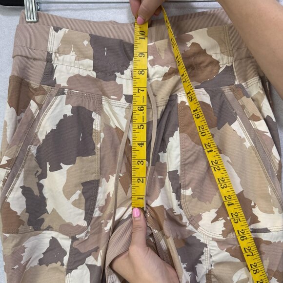 Indygena Pants Womens XS Camo Cropped Drawstring Outdoor Hiking Activewear - Picture 6 of 11